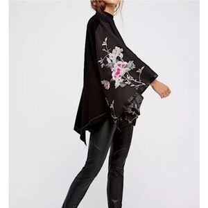 Free People kimono sleeve top. Women's xs